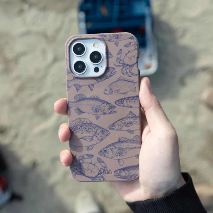 Chocolate Brown Vintage Catch Google Pixel 7a Case - Image 2