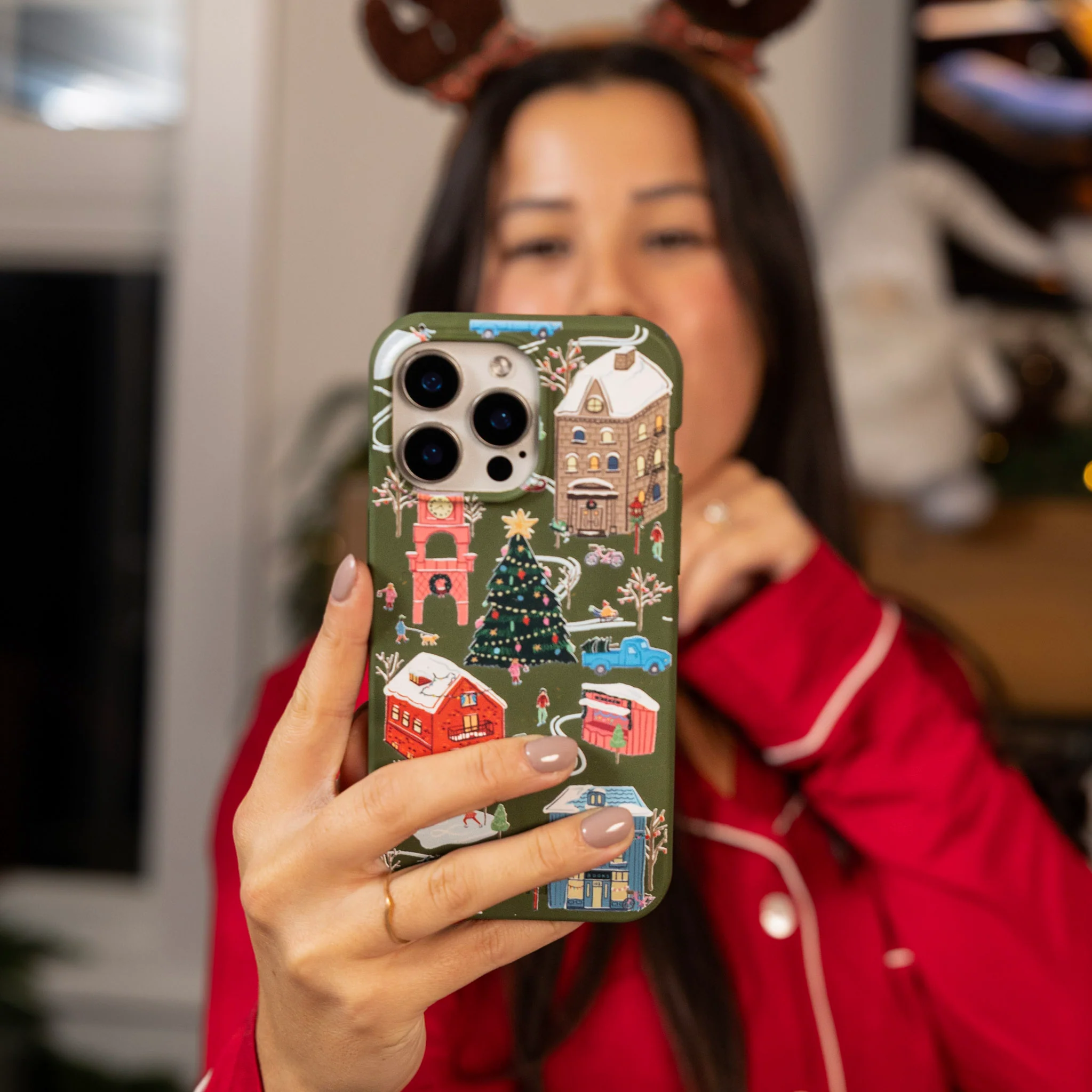 Forest Floor Tinsel Town Google Pixel 10/10 Pro Case - Image 5