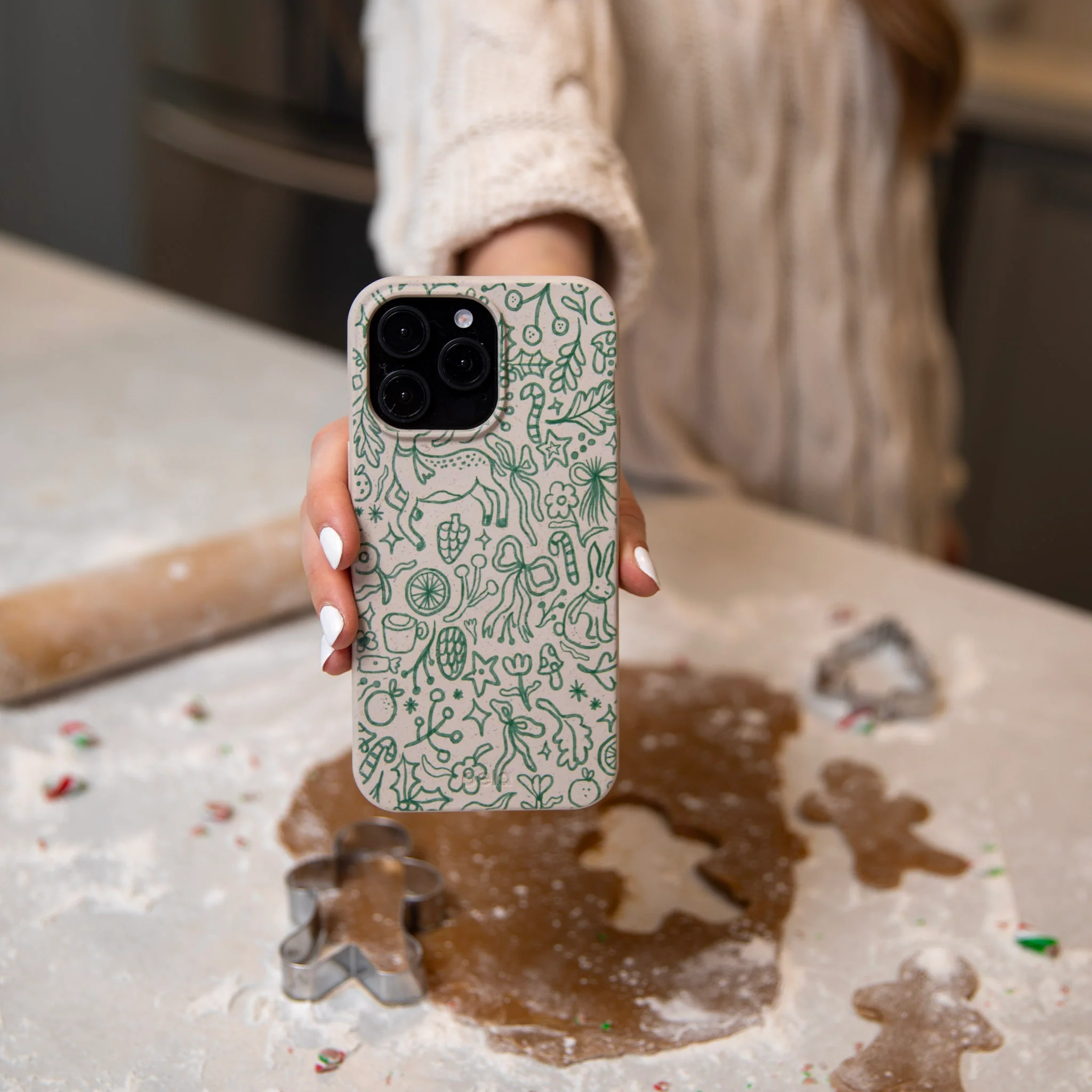 London Fog Cozy Woodland iPhone 13 Mini Case - Image 5