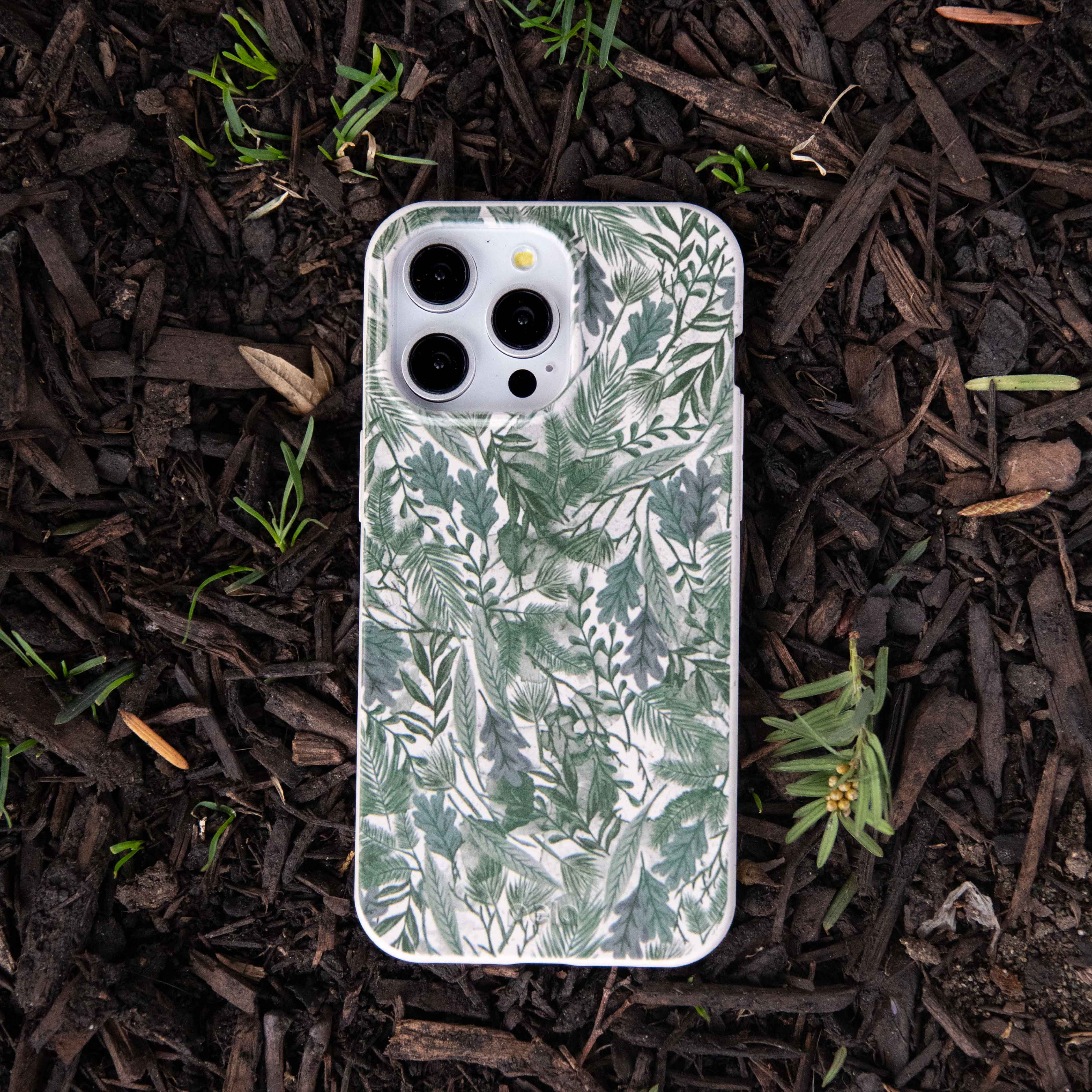 London Fog Leaf Camo iPhone 15 Plus Case - Image 6