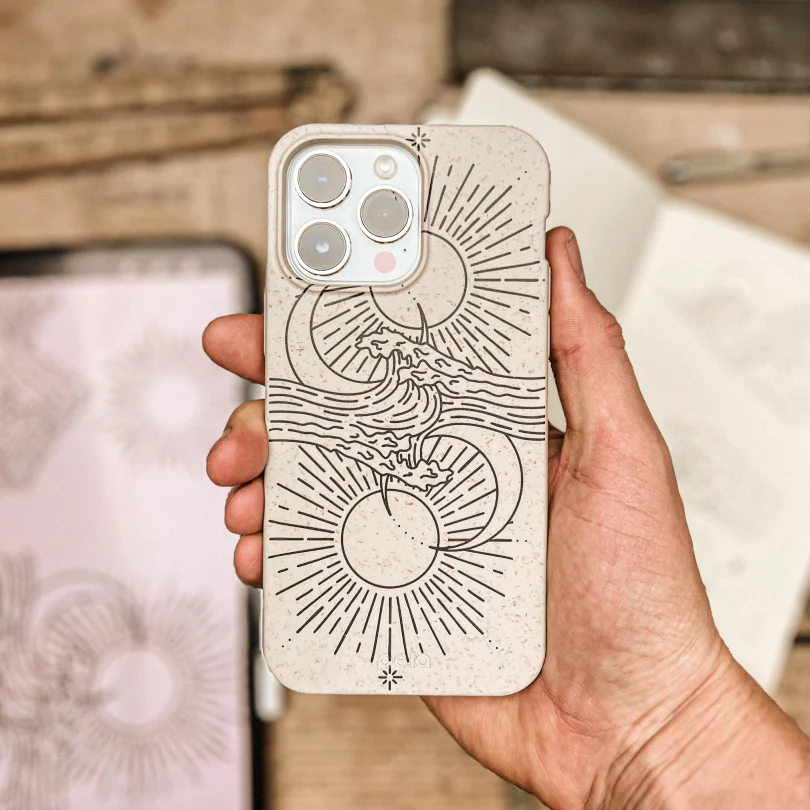 London Fog Moonwash iPhone 15 Pro Case - Image 5
