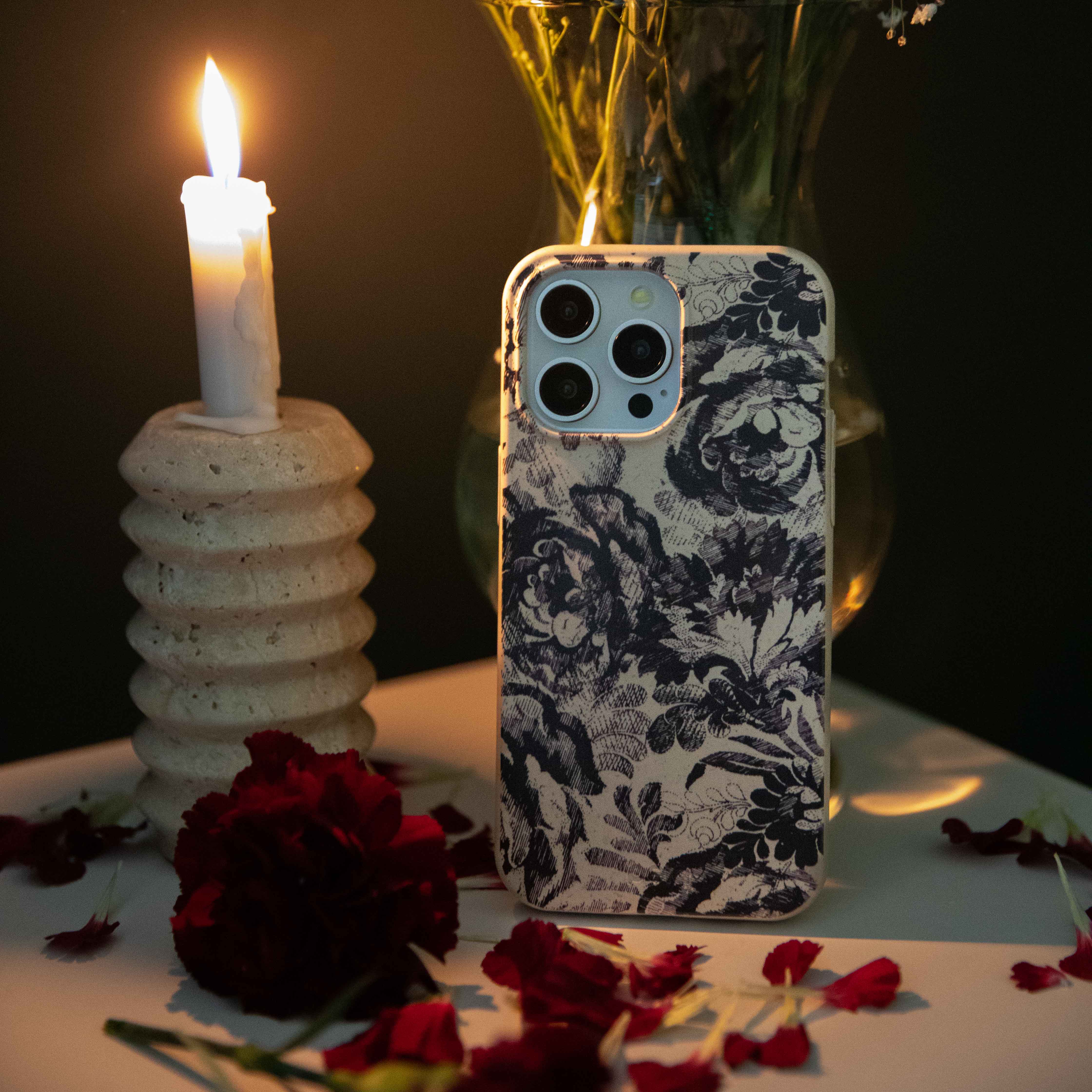 London Fog Petal Press Google Pixel 8 Case - Image 2