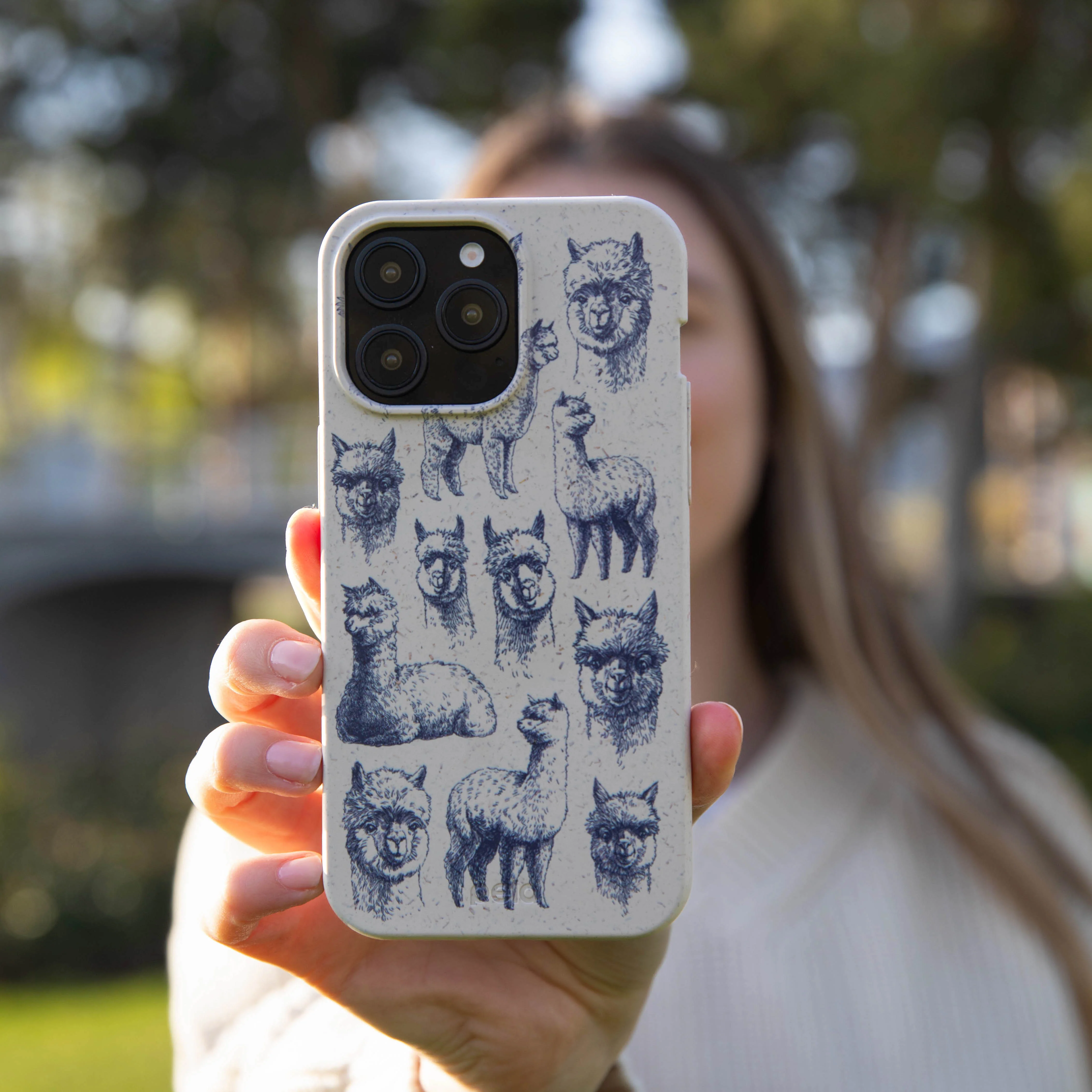 London Fog Spitting Llama iPhone 14 Pro Case - Image 5