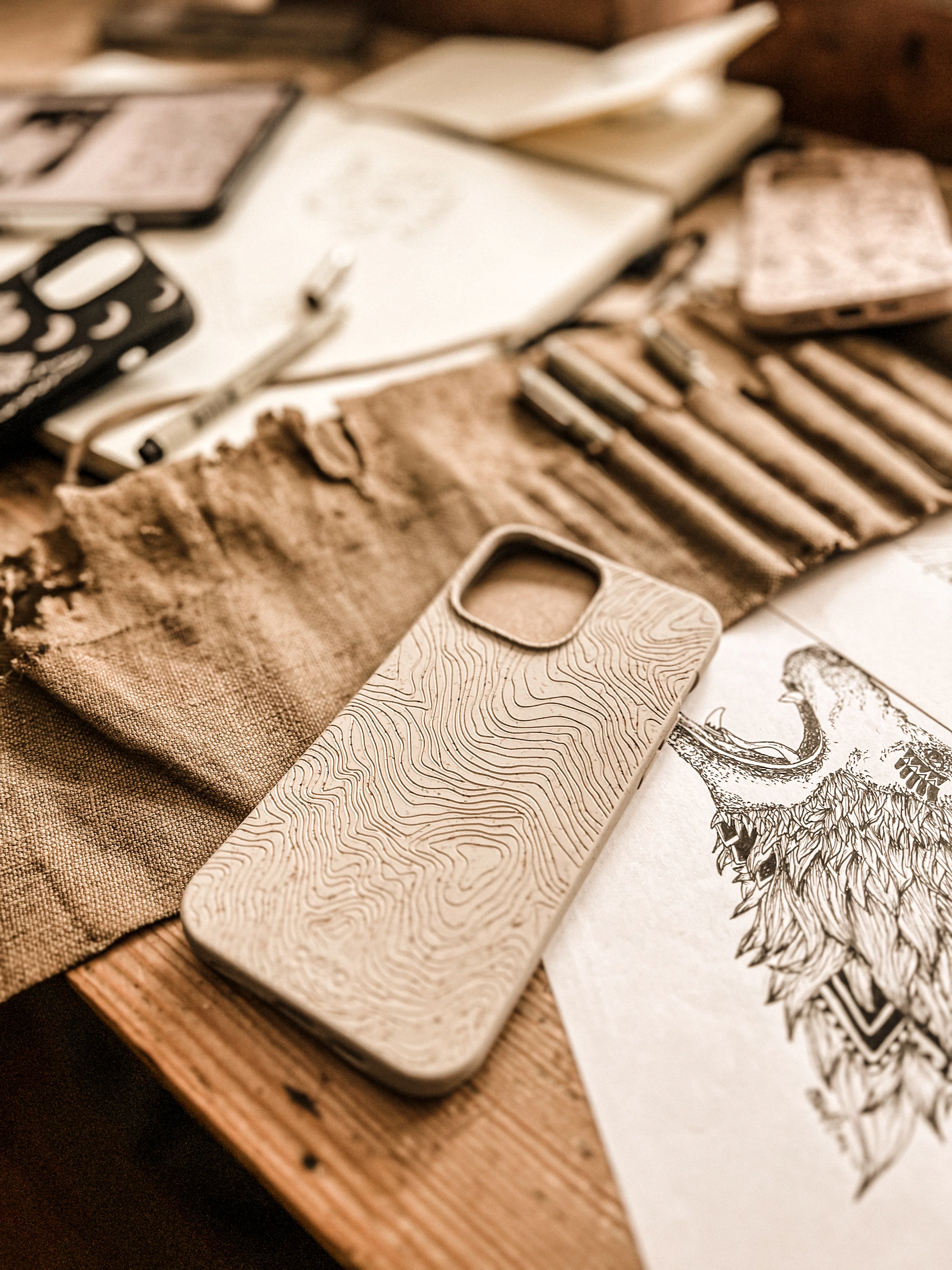 London Fog Trail Lines iPhone 15 Case - Image 2