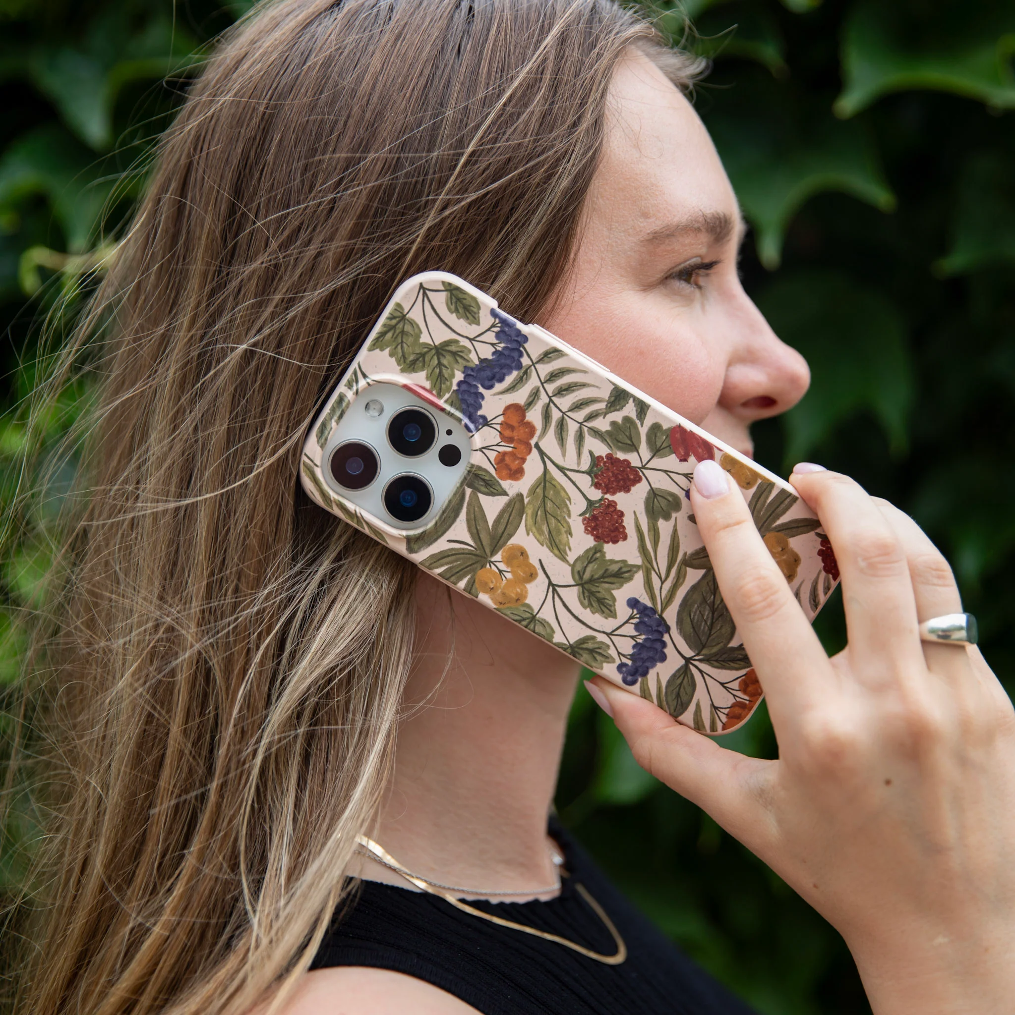 Seashell Fall Berries Google Pixel 7 Pro Case - Image 5