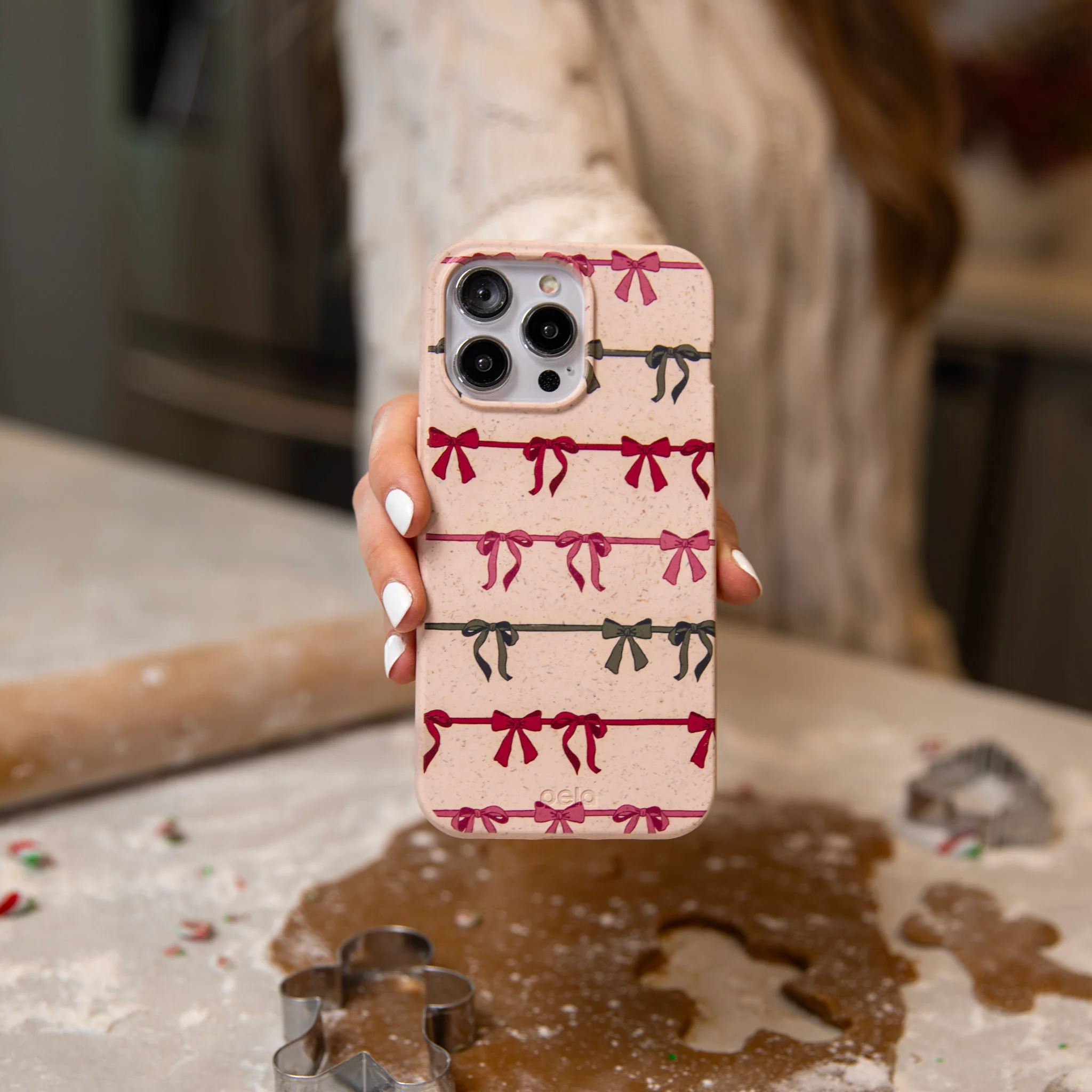 Seashell Holiday Bows iPhone XR Case - Image 6