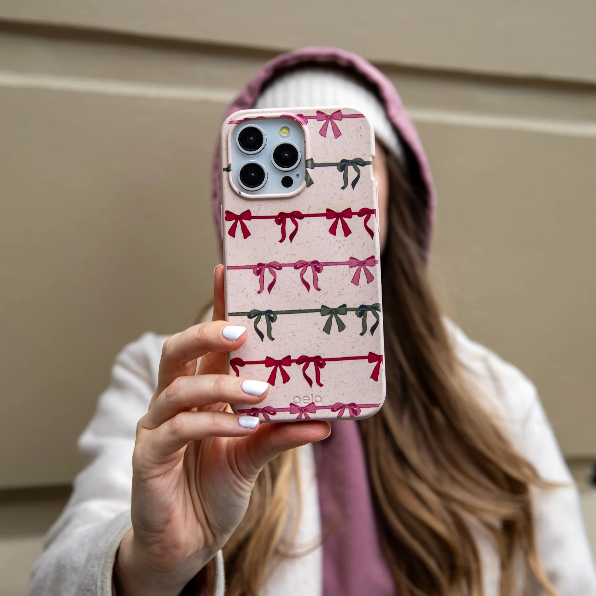 Seashell Holiday Bows iPhone XR Case - Image 2