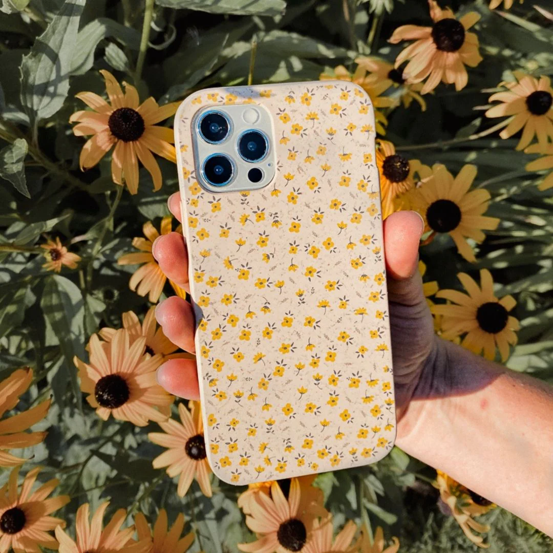 Seashell Little Yellow Flowers Samsung Galaxy S25 Case - Image 6